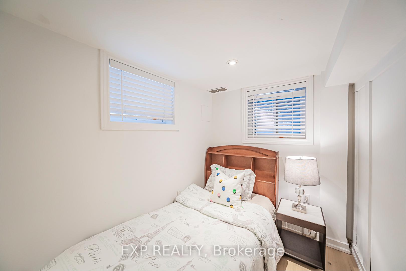 Property photo 33