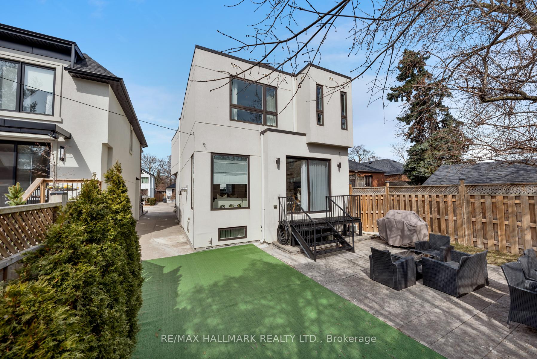 Property photo 44