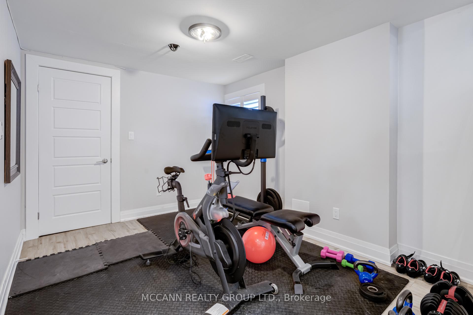 Property photo 38