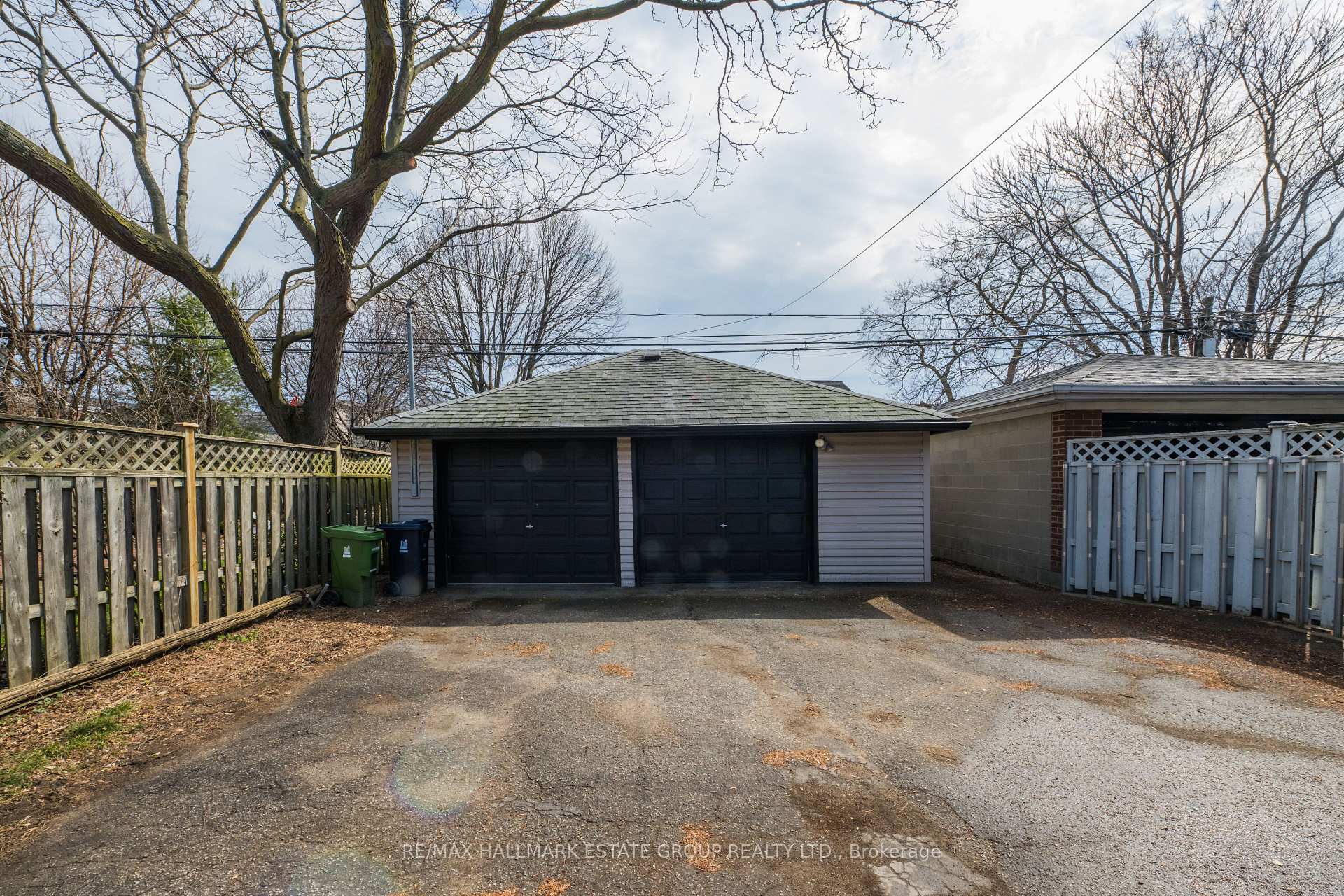 Property photo 44