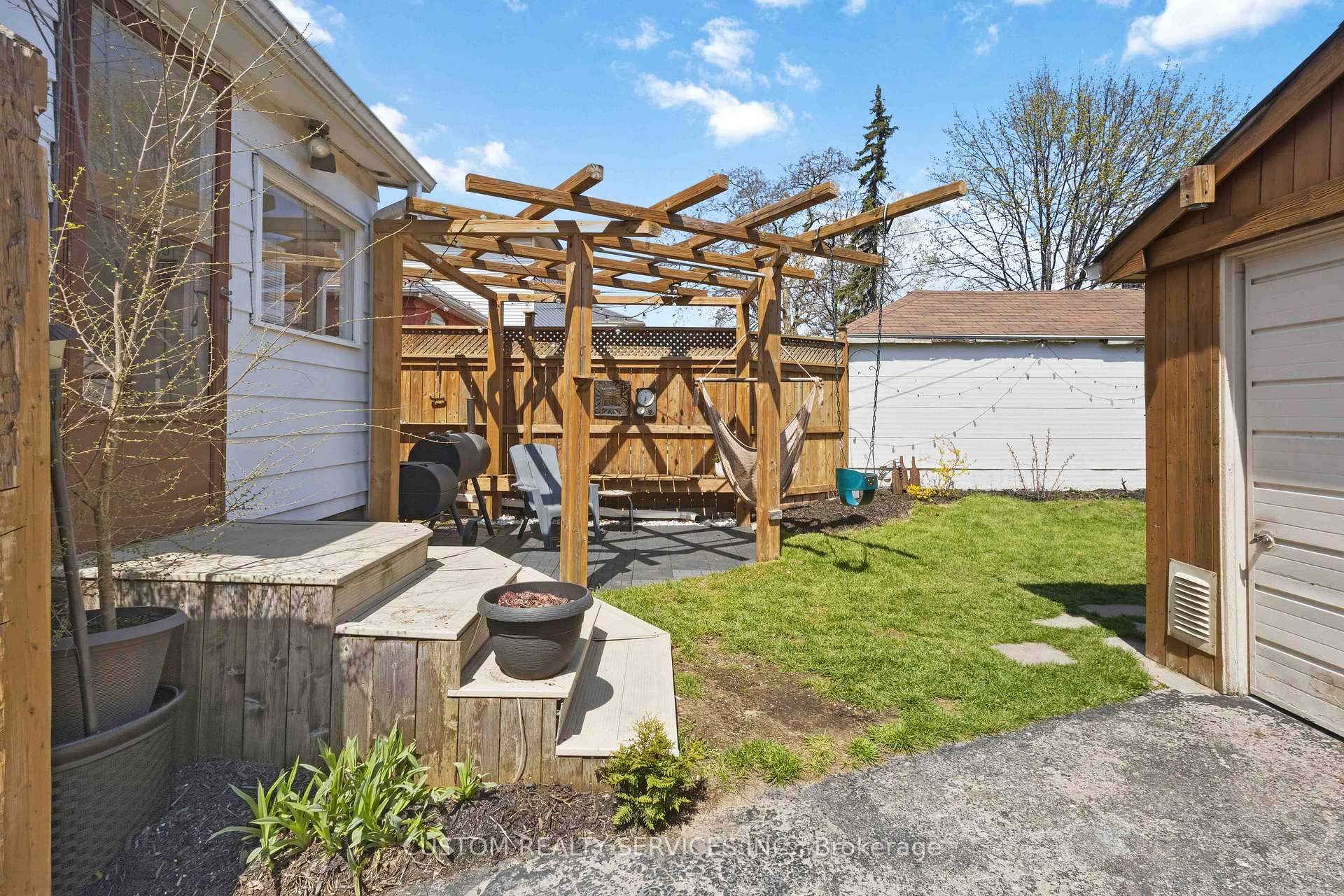 Property photo 35