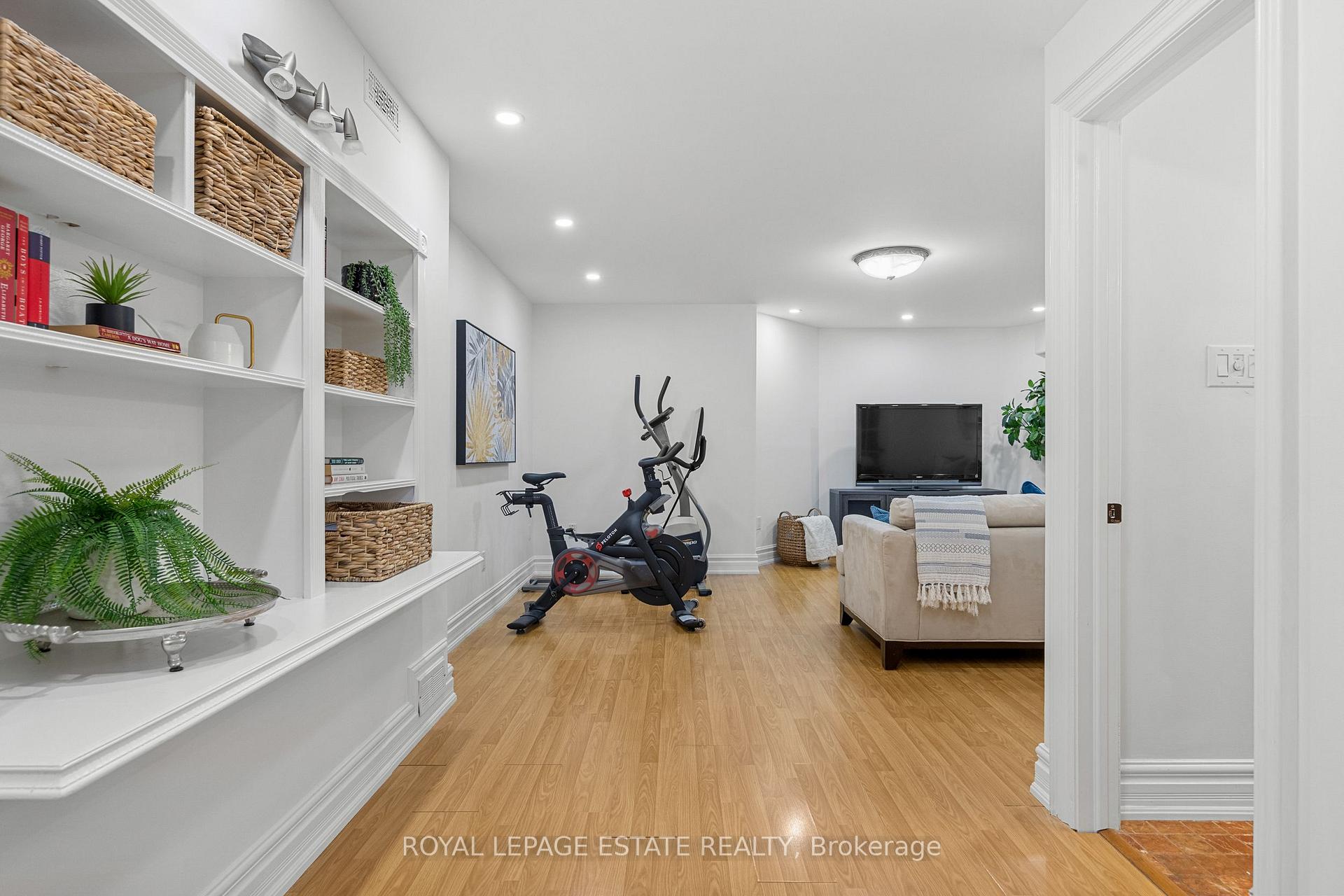 Property photo 33