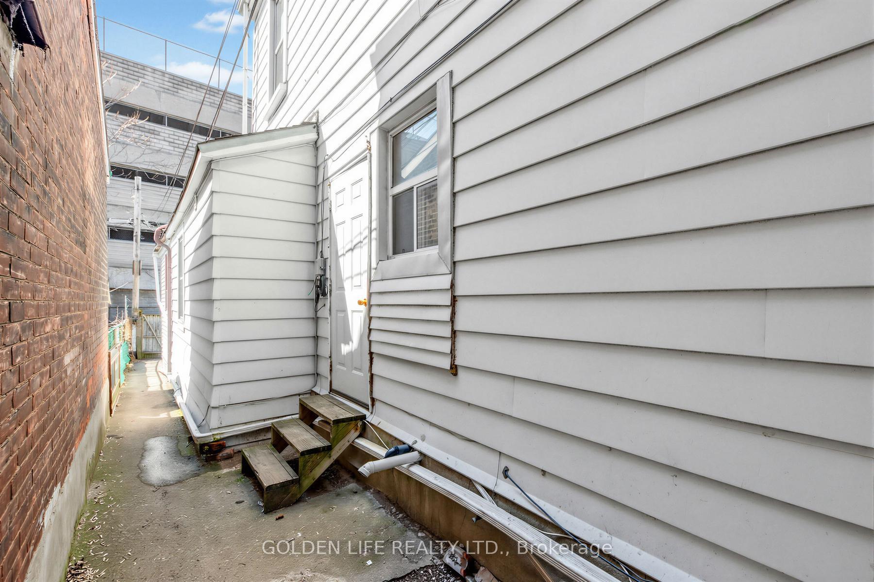Property photo 44