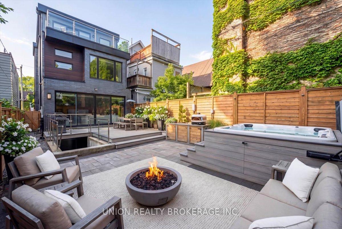 Property photo 33