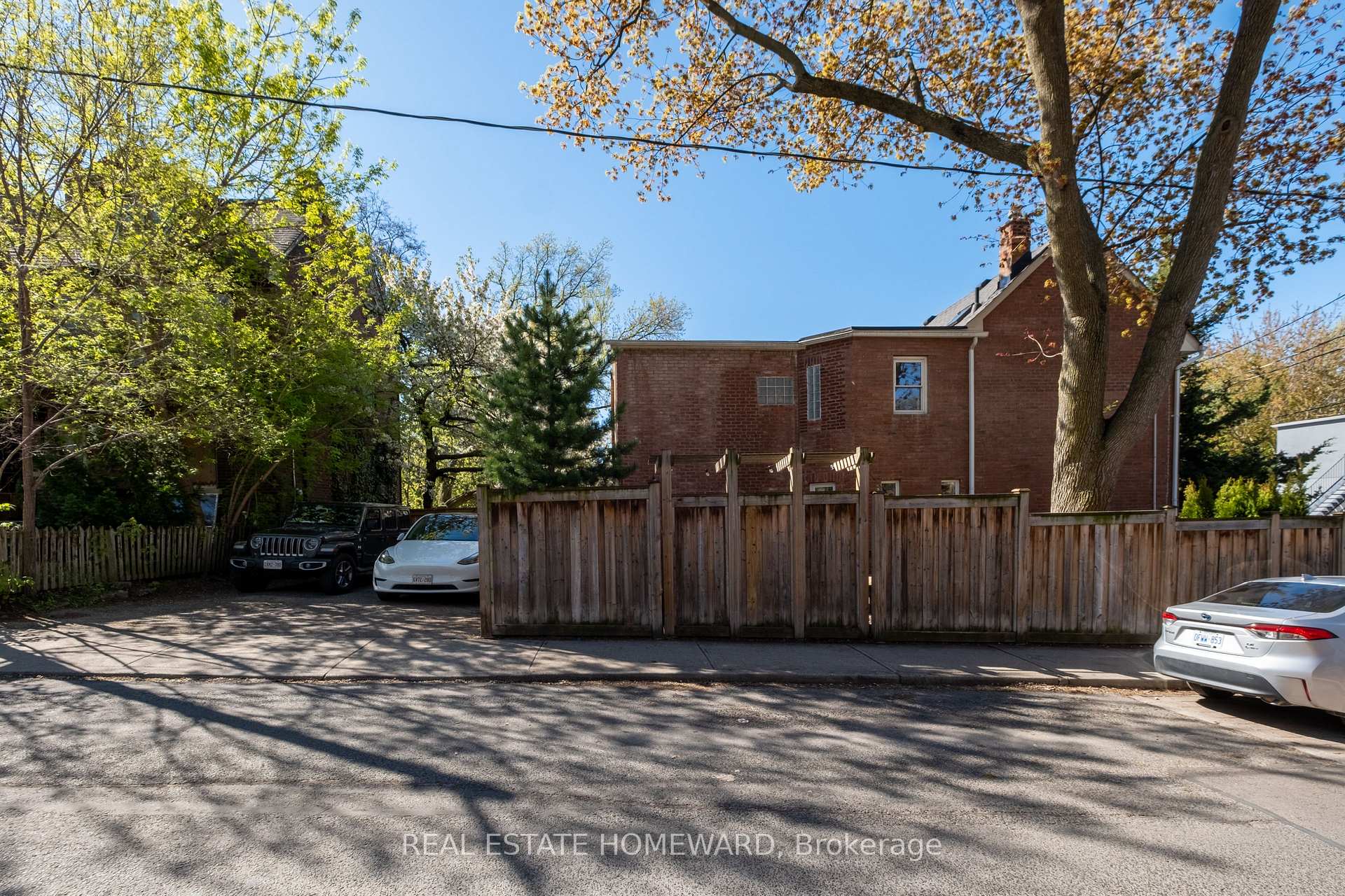 Property photo 35