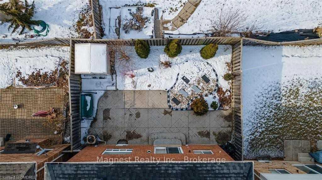 Property photo 28