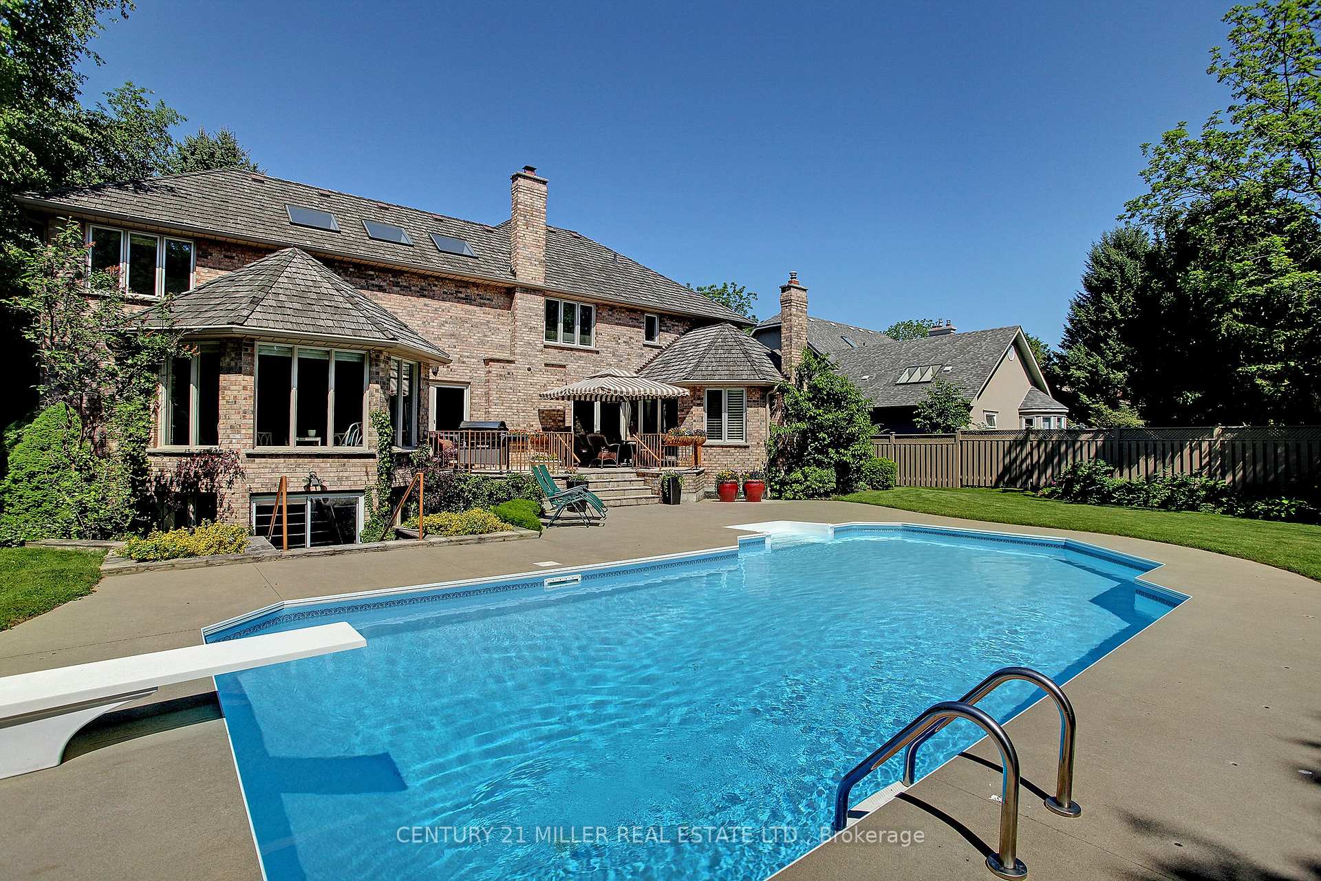 Property photo 32