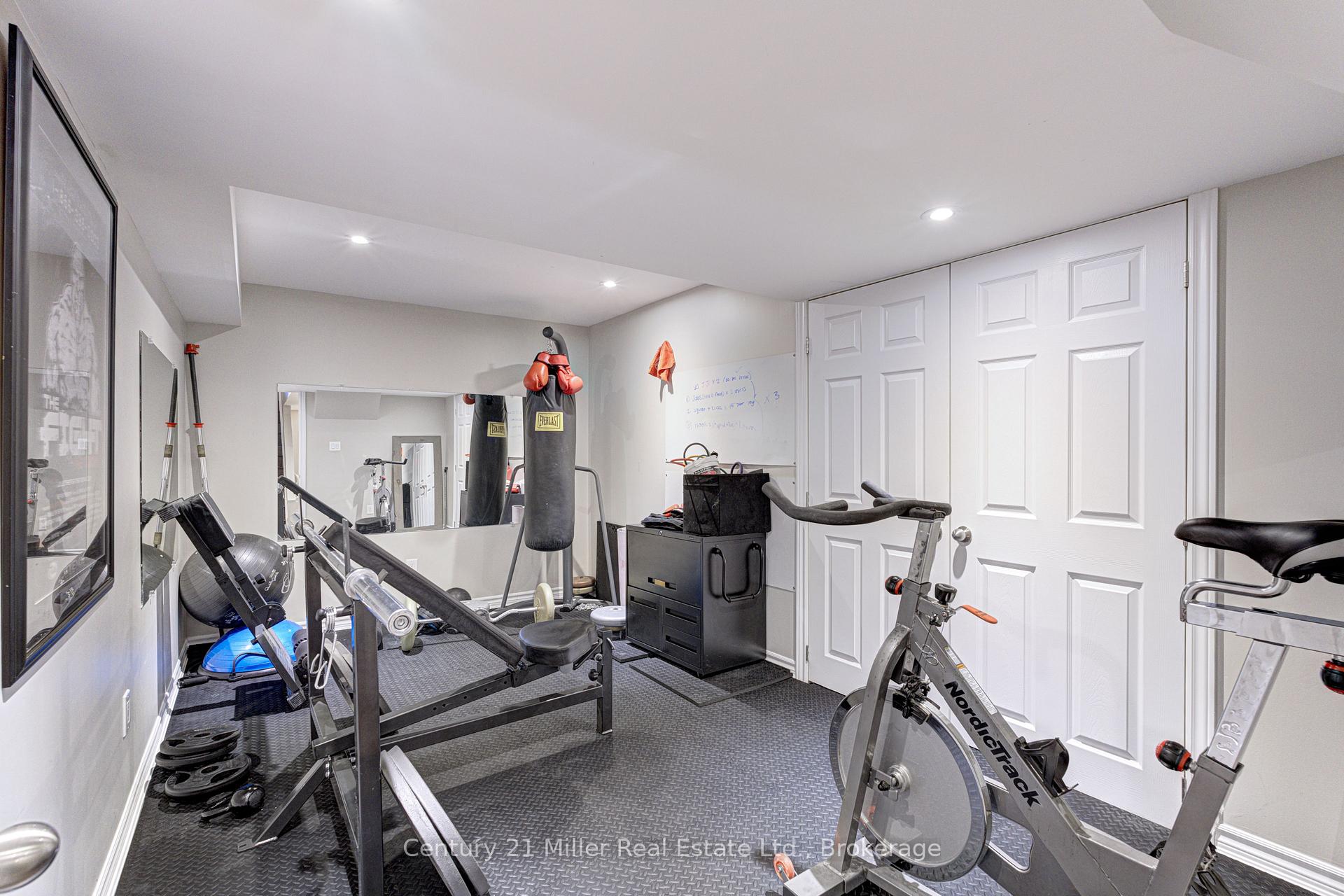 Property photo 24