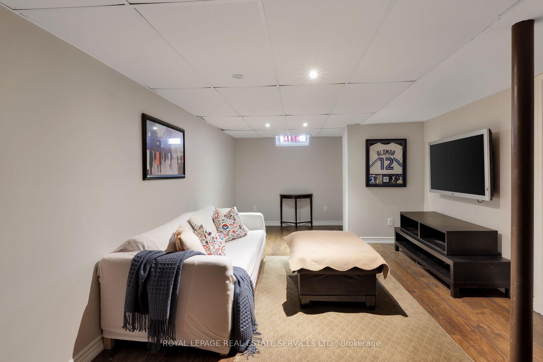 Property photo 33