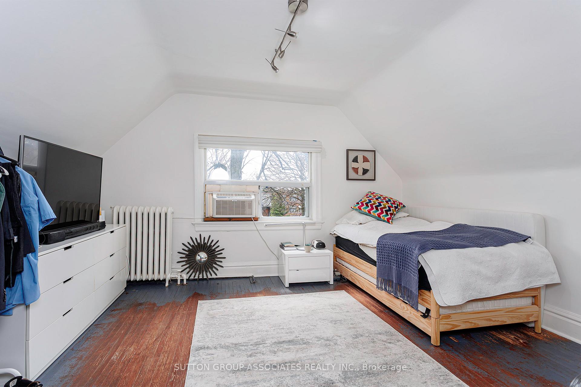 Property photo 28
