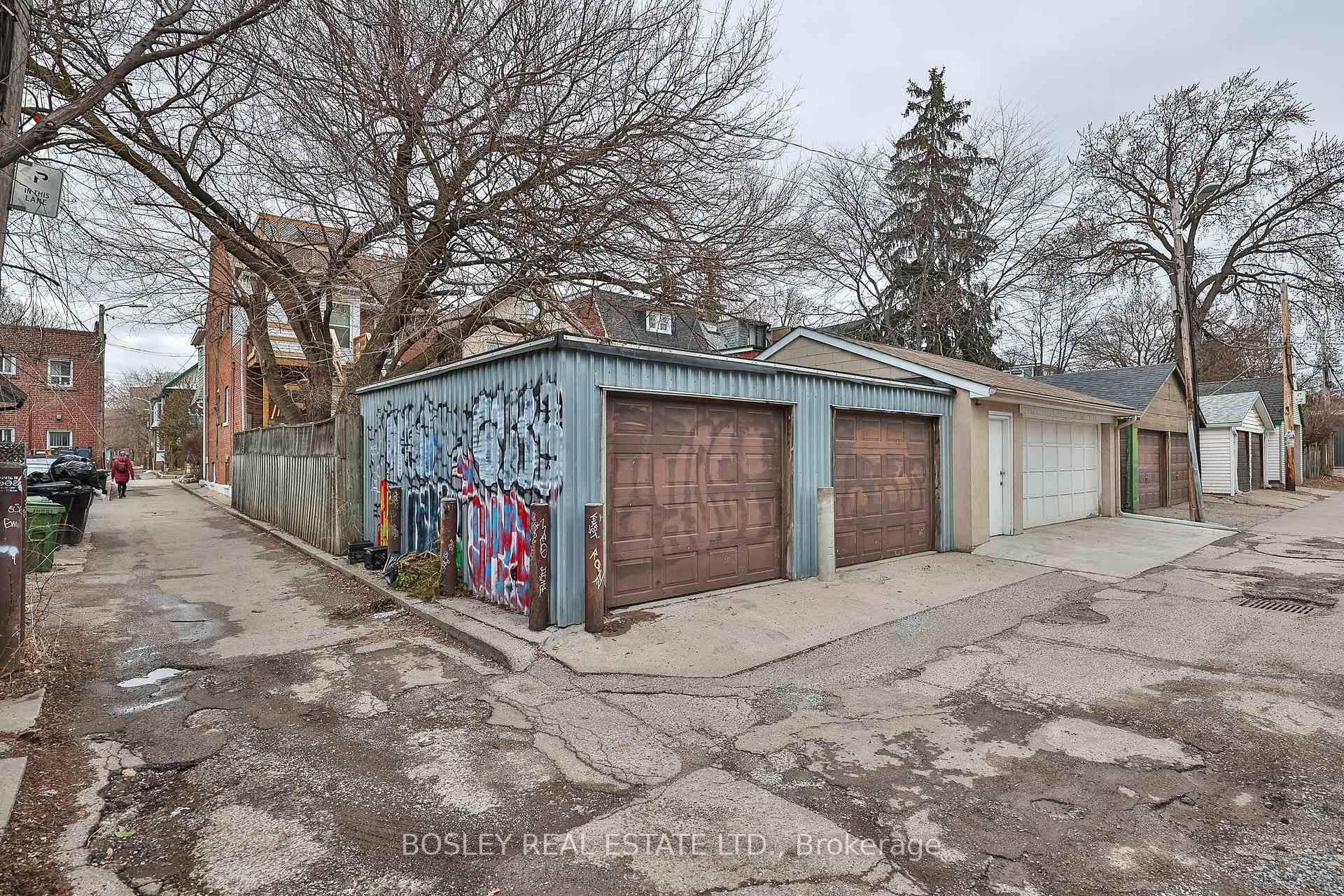 Property photo 35