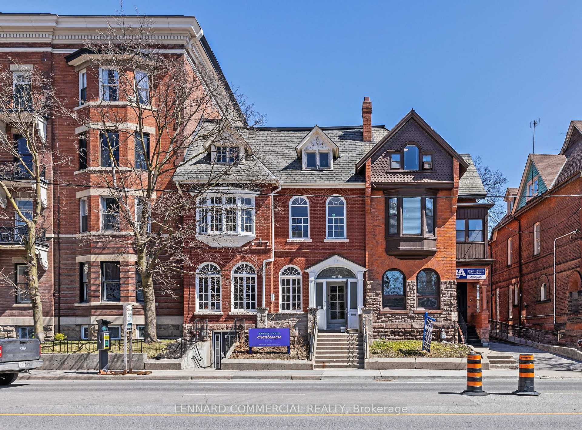 39 Spadina Road