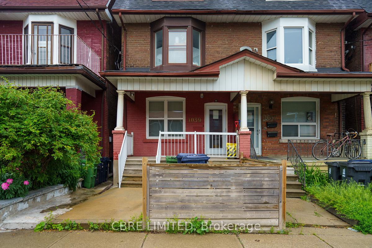 1039 Bathurst Street