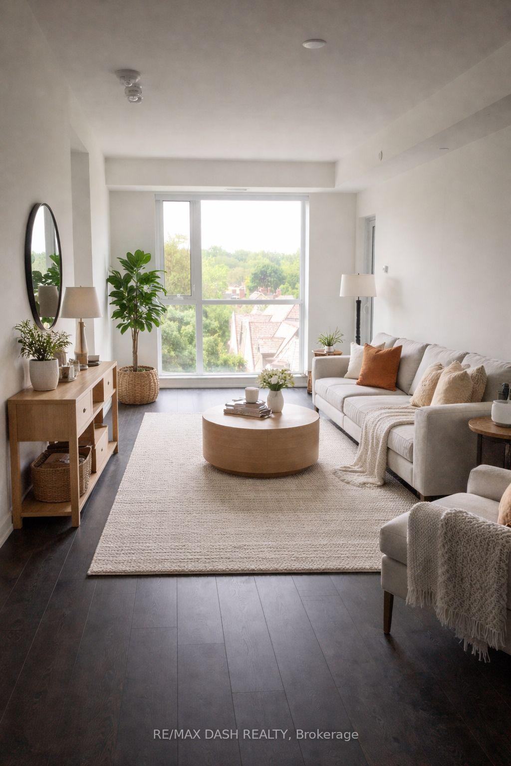 223 St Clair Avenue W