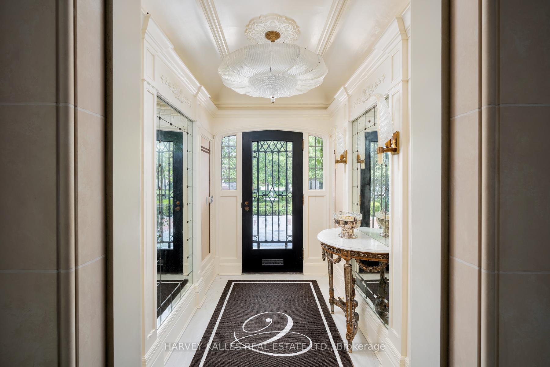 175 Teddington Park Avenue