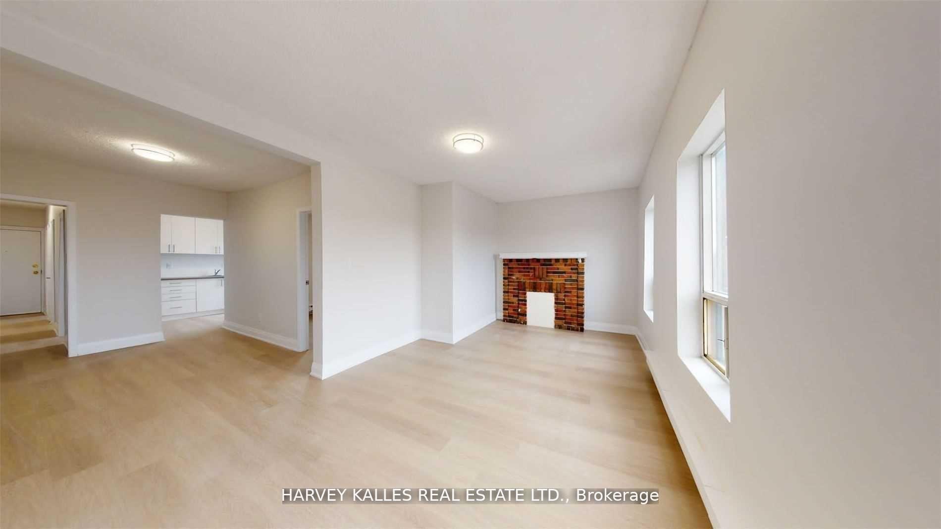 98 Northcliffe Boulevard