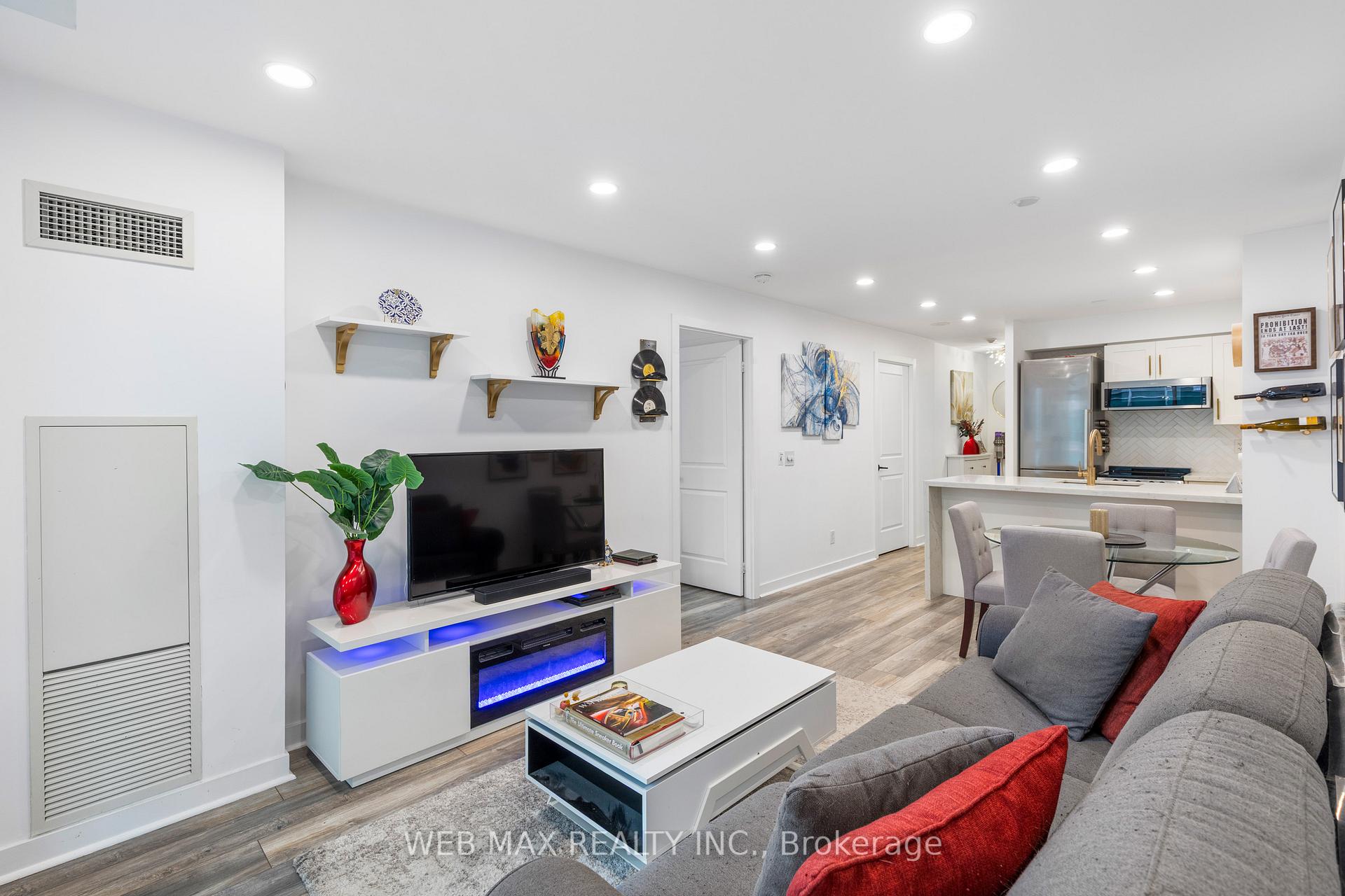 50 Lynn Williams Street