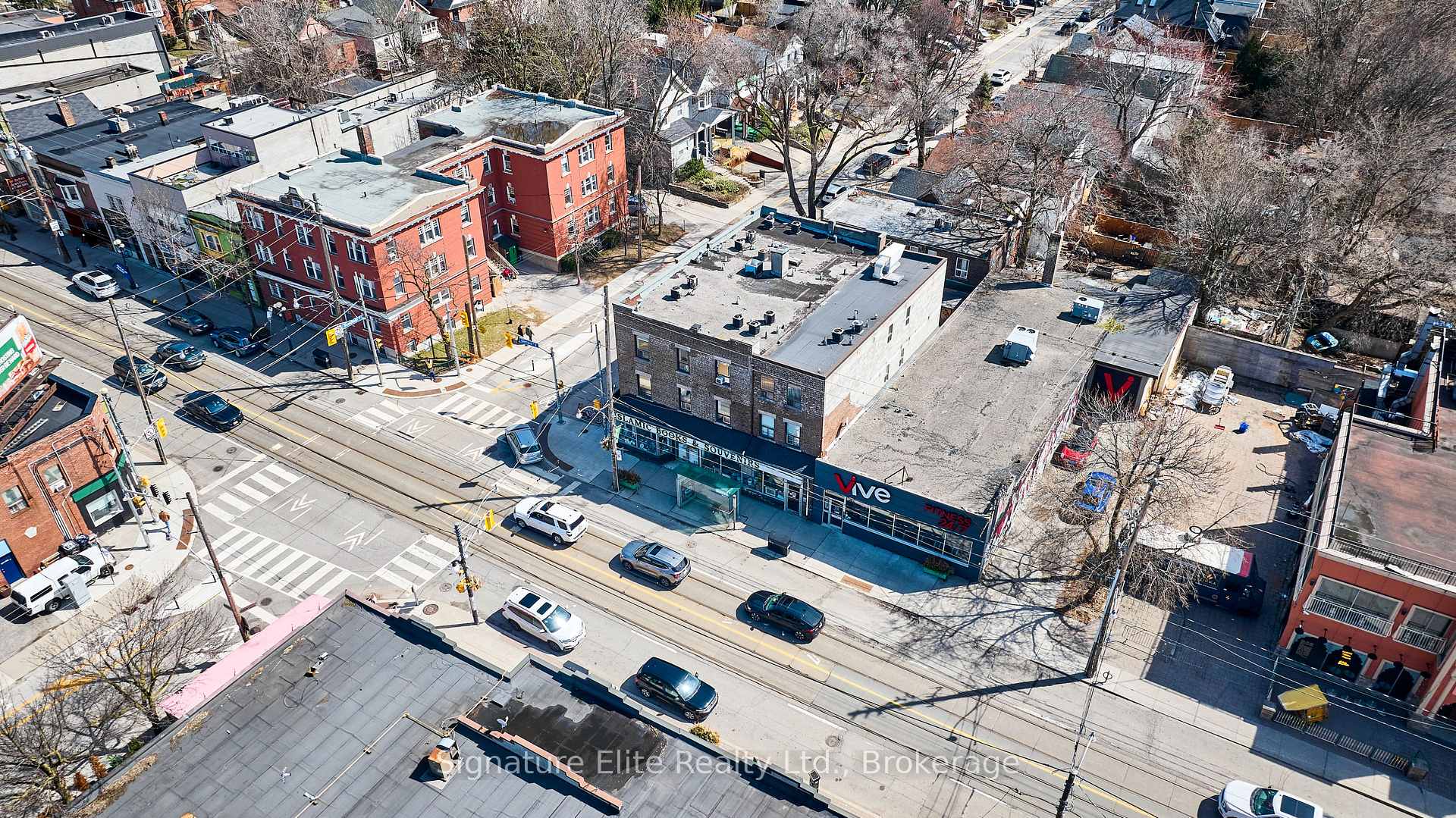 1395 Gerrard Street E