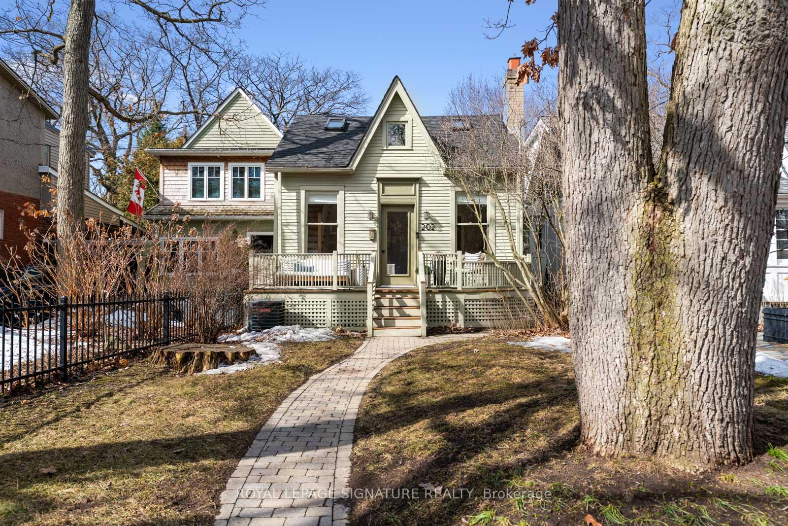 202 Silver Birch Avenue