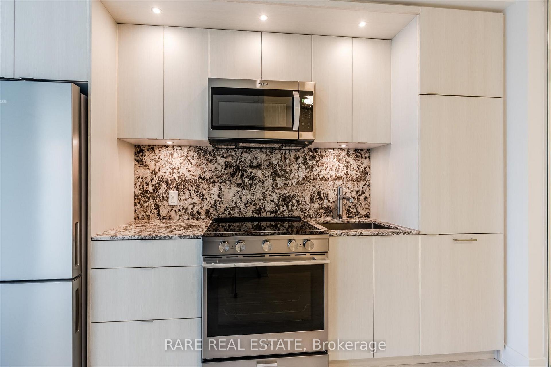 60 Central Park Road Way N/A