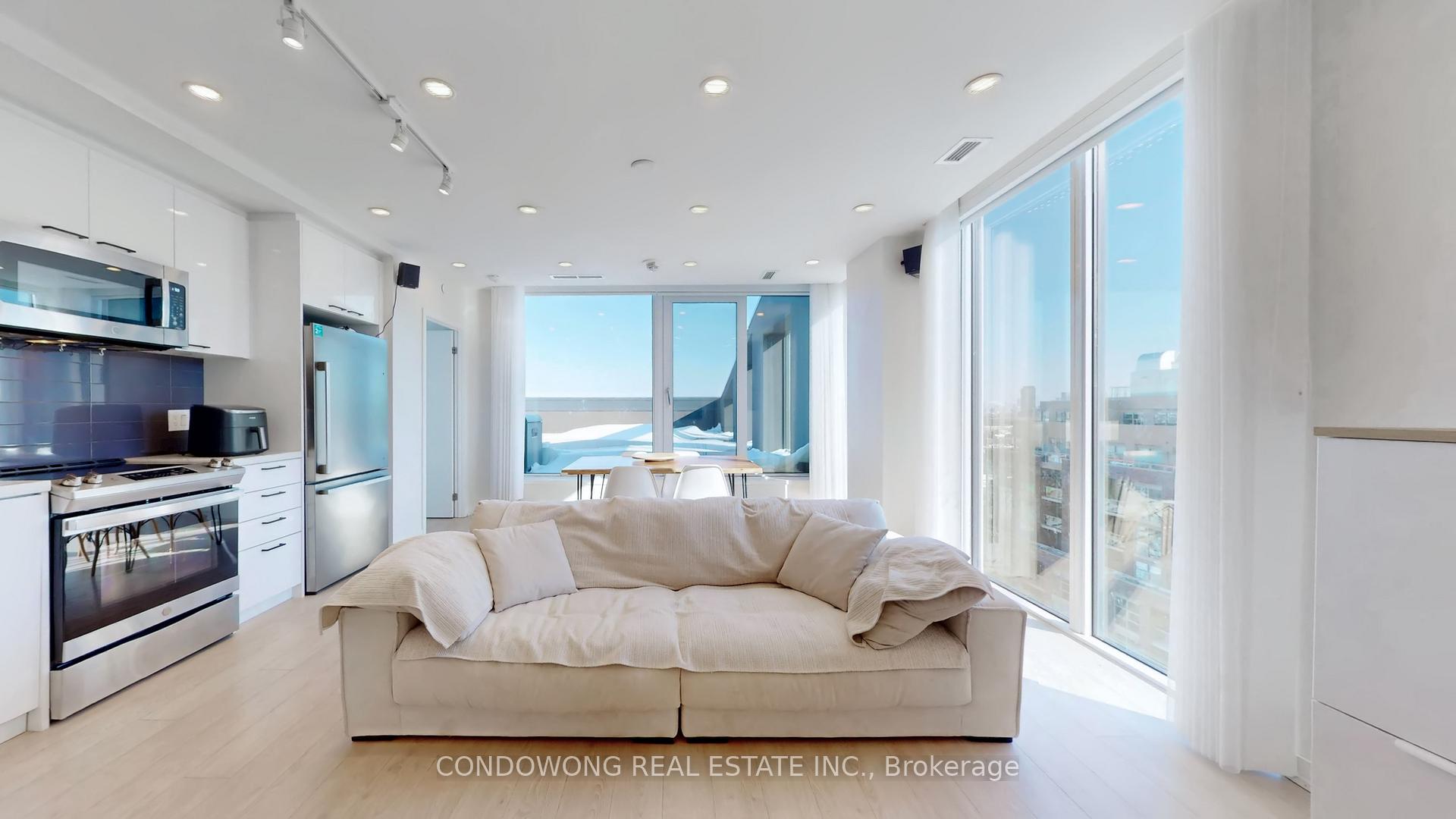 1808 St Clair Avenue W