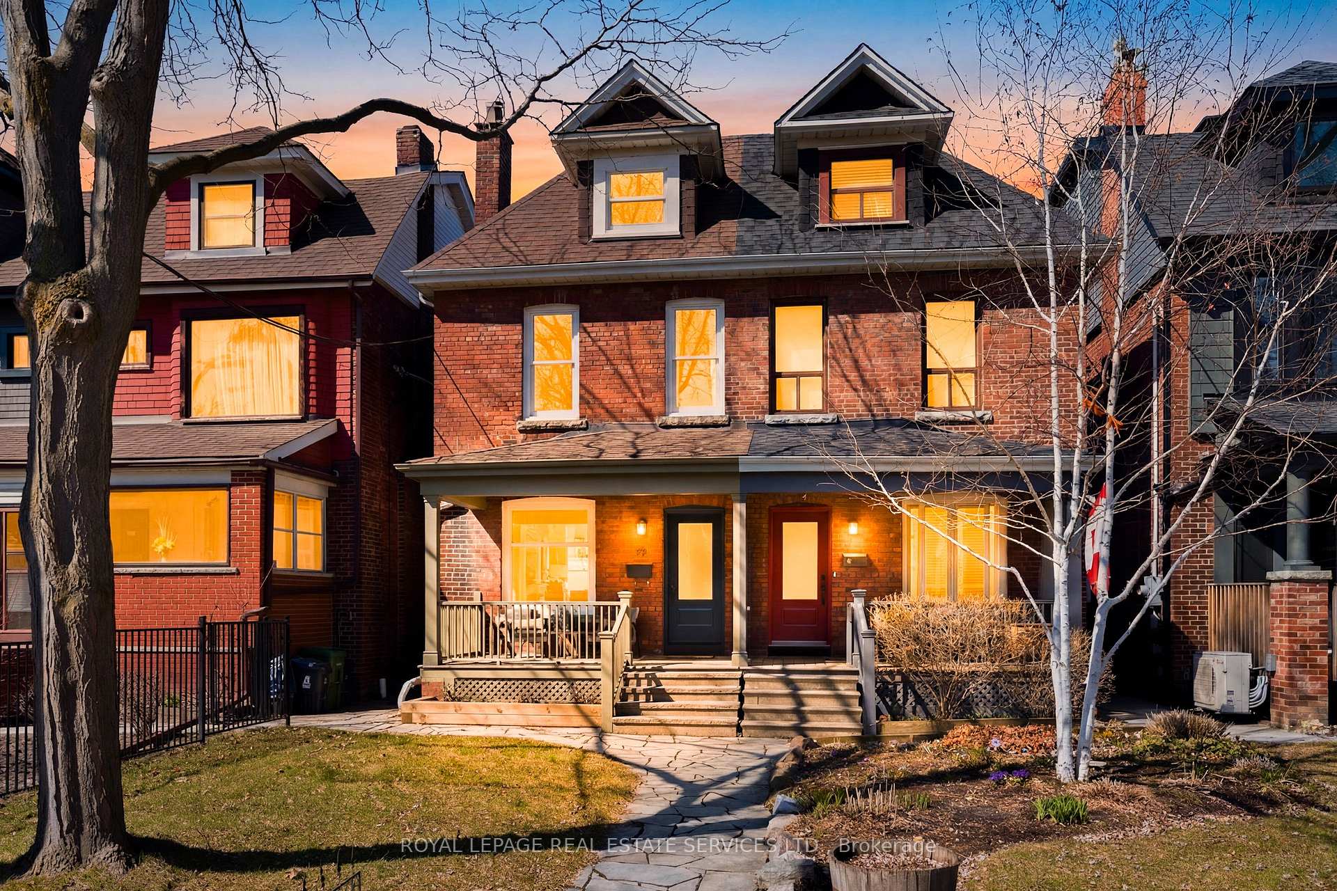 98 Galley Avenue