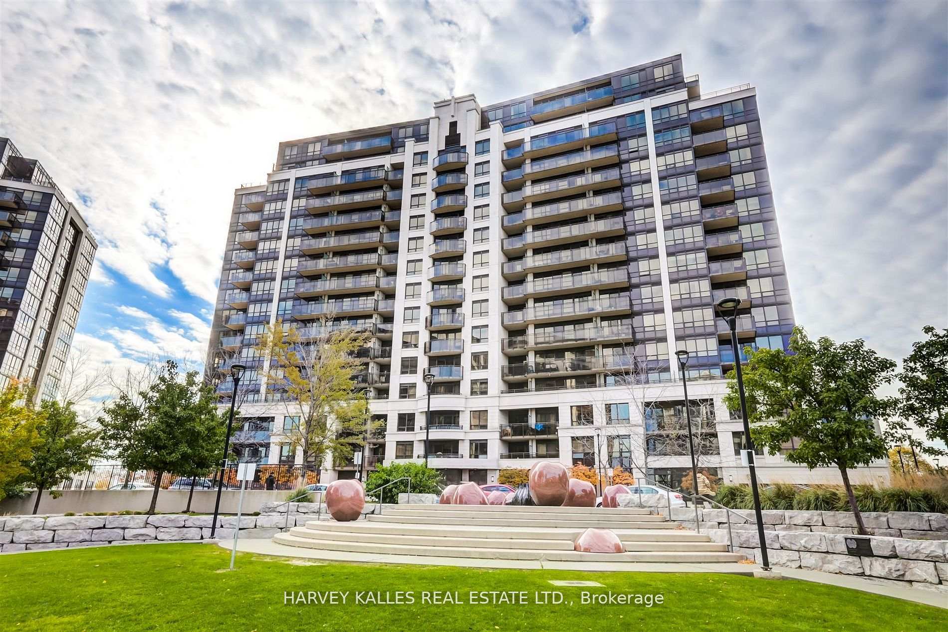 1070 Sheppard Avenue W