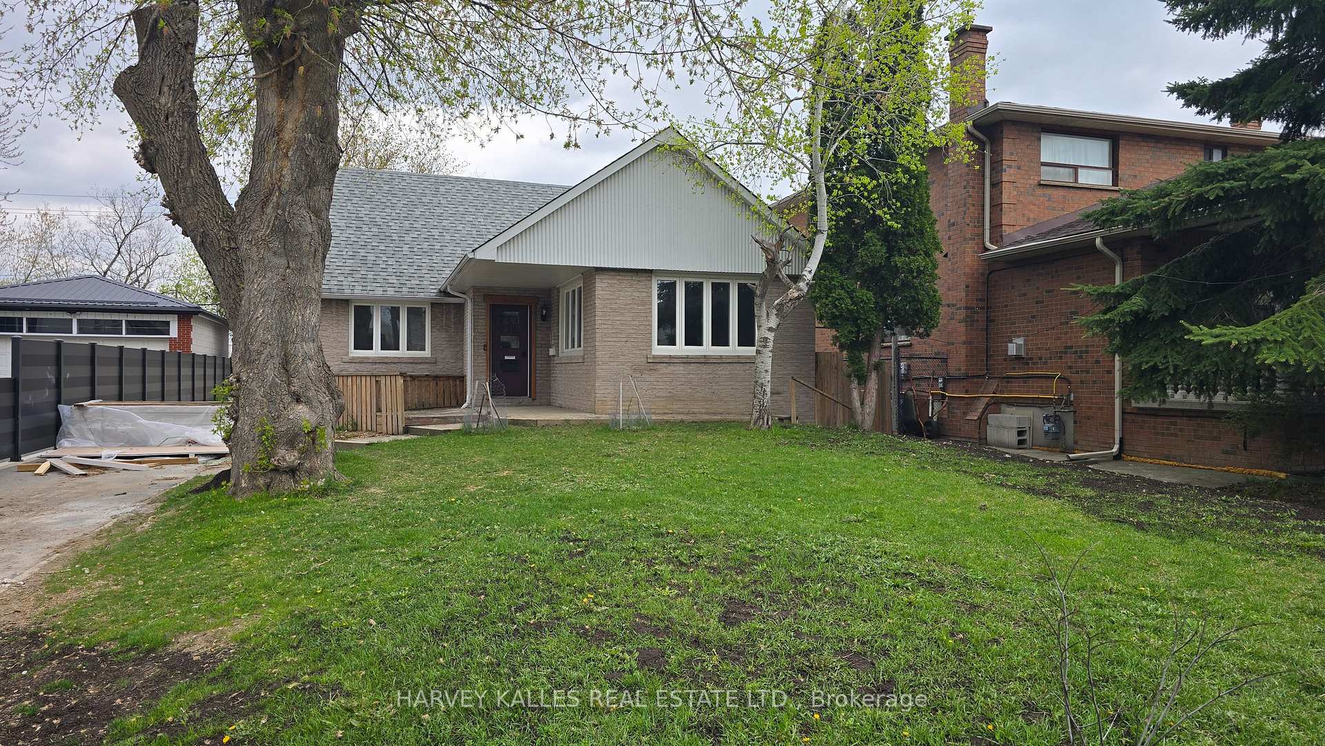 279 Cornelius Parkway